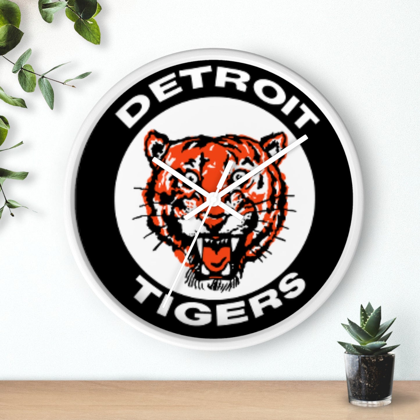 Detroit Tiger Vintage logo Wall Clock MLB Tigers